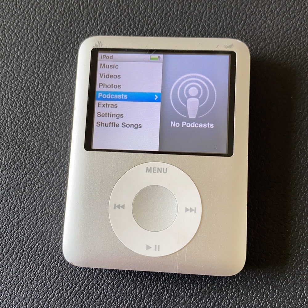 iPod 3rd generation - Picture 4 of 5